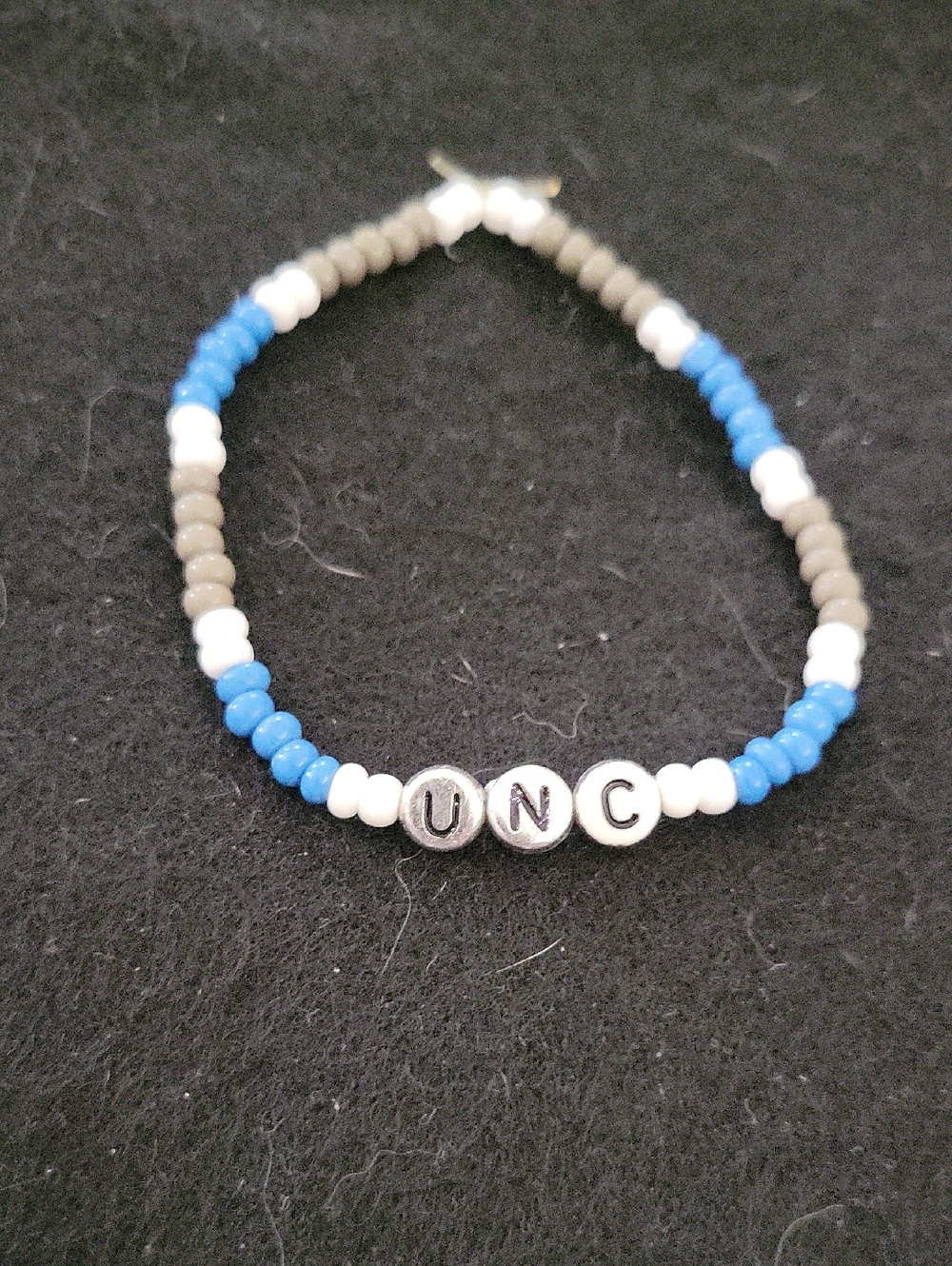 Source Unknown UNC Blue, White & Gray Beaded Bracelet